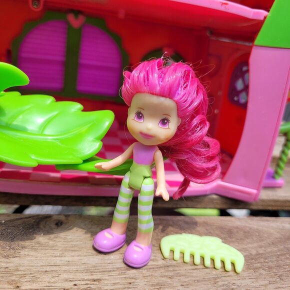 2008 Hasbro Strawberry Shortcake Playset Twirly Bird Berry Cafe Vintage 2000s - Picture 1 of 12